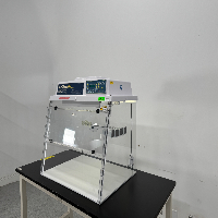 AirClean 600 PCR Workstation image 1
